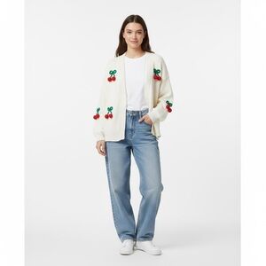 Luna Ivy Chunky Knit Cardigan Cherry Sweater